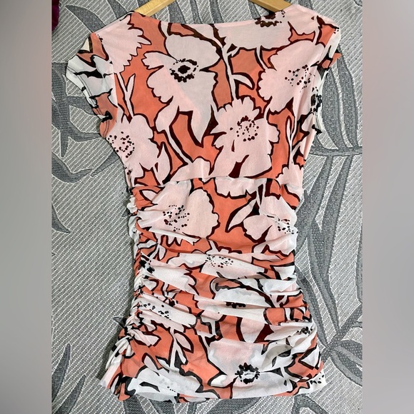 Floral Net fabric short sleeve blouse - Picture 3 of 3